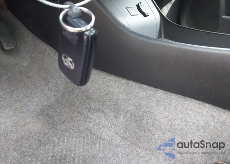 2013 Toyota Prius Two from USA, damaged, VIN JTDKN3DU5D5578628